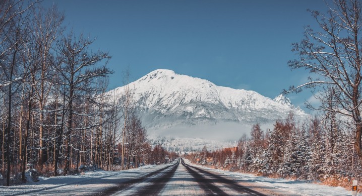 Slowakije autorijden sneeuw